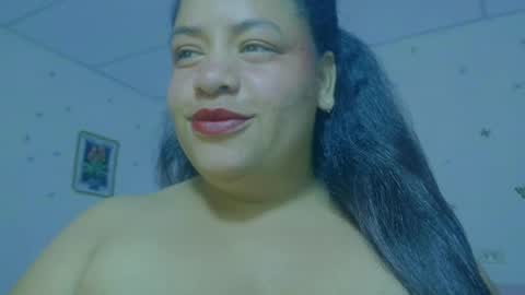 ivydesouza online show from July 4, 5:38 pm