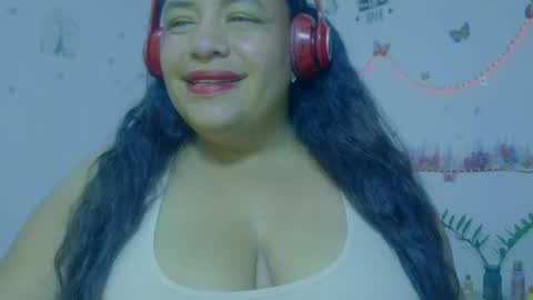 ivydesouza online show from June 28, 4:19 am