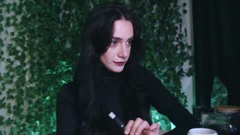 Miss Ivy online show from January 9, 5:43 pm