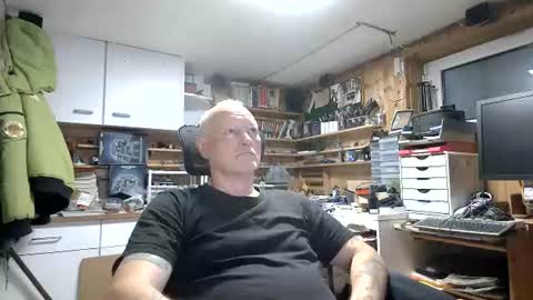 iwalknaked online show from July 20, 7:37 pm