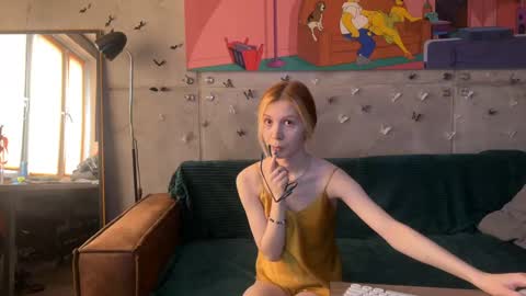 izi online show from February 20, 12:15 pm