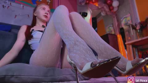 izi online show from November 21, 5:11 pm