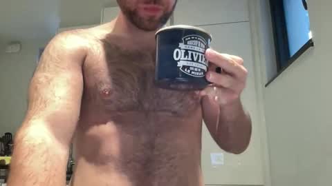 izylduur online show from October 9, 6:19 am