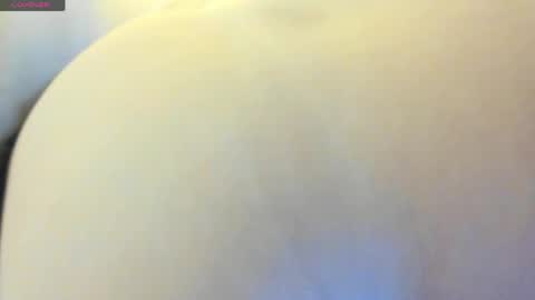 Izzy online show from May 25, 7:42 pm
