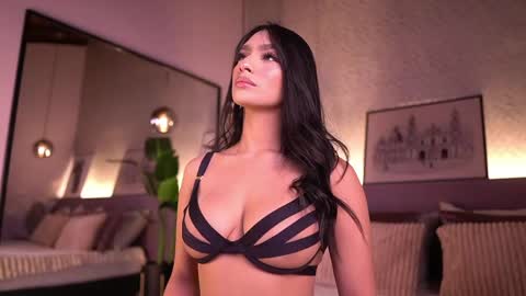 izzywild1 online show from June 5, 11:37 am