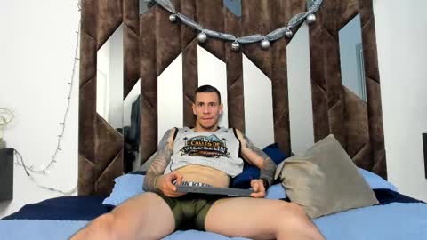 J King online show from January 5, 9:40 pm