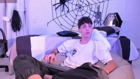 j_martony online show from October 7, 12:01 pm