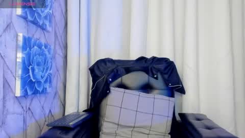 Jade West online show from August 4, 10:44 am