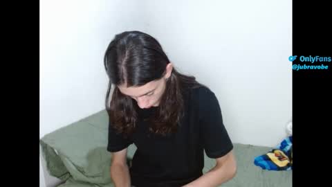 Andrs online show from March 6, 3:24 am