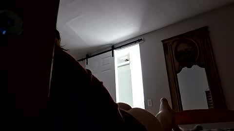 jaburgett1979 online show from April 26, 5:49 am