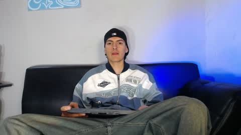 Snapshot of jack_norizz chatting on January 19, 11:23 am INDEPENDENT MODEL online show from January 19, 11:23 am