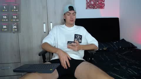 Snapshot of jack_norizz chatting on February 5, 11:12 am INDEPENDENT MODEL online show from February 5, 11:12 am