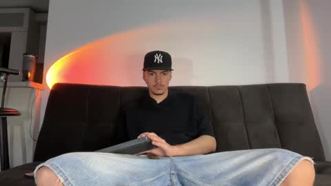 Snapshot of jack_norizz chatting on September 10, 3:07 am INDEPENDENT MODEL online show from September 10, 3:07 am