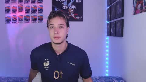 J online show from November 22, 10:02 am