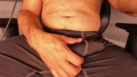 Snapshot of jackenwatch chatting on October 16, 5:51 am jackenwatch online show from October 16, 5:51 am