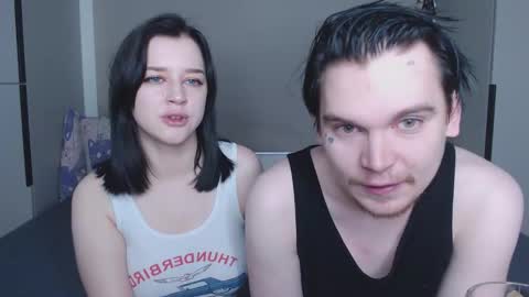 Snapshot of jackoffjillss chatting on October 17, 7:51 pm JackOffJillss online show from October 17, 7:51 pm