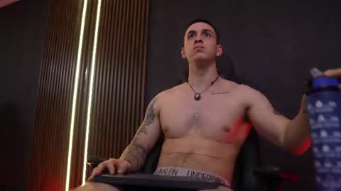 Jackson Olsen online show from June 11, 12:32 am