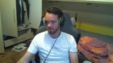 Jack online show from May 2, 2:34 pm