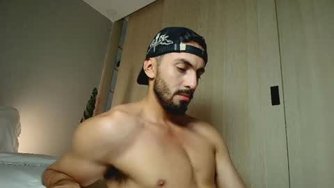 jacob__adams online show from April 10, 12:38 am