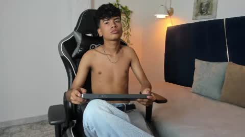jacob_cum23 online show from June 12, 5:23 pm