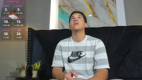 jacob_schneider online show from May 26, 11:11 pm