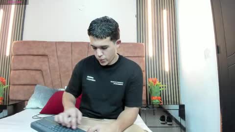 jacob_schneider online show from May 20, 7:20 pm