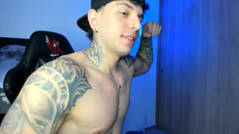 jacobb116 online show from January 17, 12:31 am