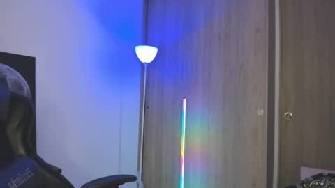 jacobb116 online show from November 1, 12:33 am