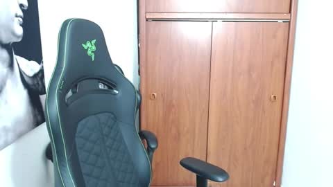 jacobjobs1 online show from June 19, 8:04 pm