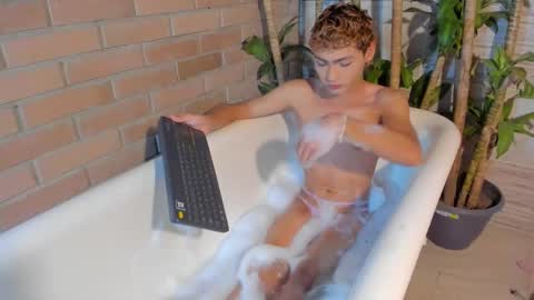 jacobrusso online show from March 3, 1:12 am