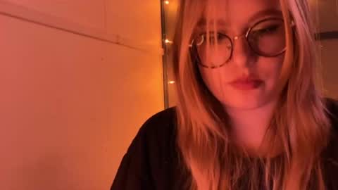 jacywinslat online show from November 10, 1:52 am