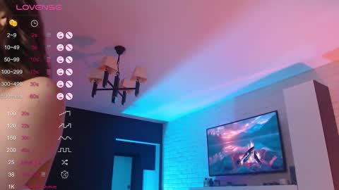 Jade online show from February 26, 6:00 pm