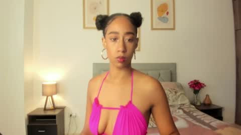 Jade smile online show from June 25, 3:06 pm