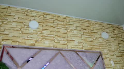 jade white  online show from January 16, 2:04 pm