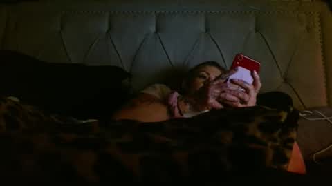 Jade1886 online show from March 8, 8:29 am