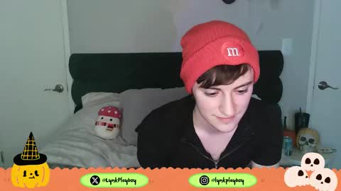 Snapshot of jadedfemboy chatting on November 1, 12:00 am Jaden Lynx online show from November 1, 12:00 am