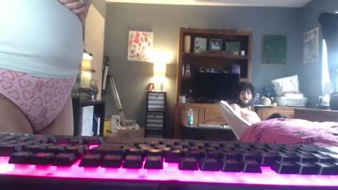 Jade online show from March 12, 3:38 pm