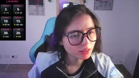 Jade 3 online show from June 19, 5:02 am