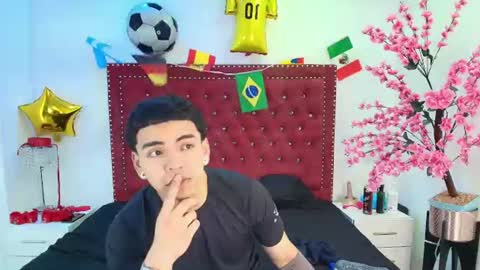 Jaden and Sofia  online show from June 28, 3:02 am