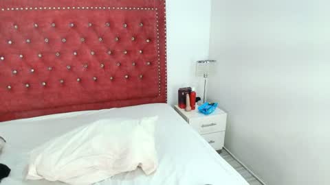 Jaden and Sofia  online show from August 1, 2:57 am