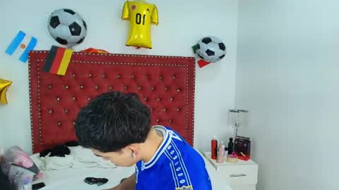 Jaden and Sofia  online show from July 12, 3:10 am