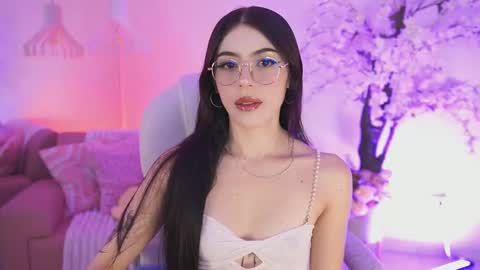 Jade Summer online show from December 18, 12:00 pm