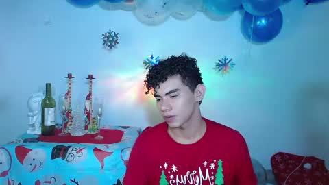 javi15  online show from December 25, 11:22 am