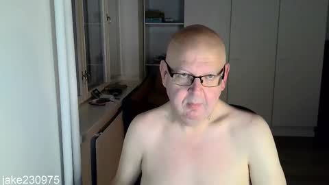 Jake2309 online show from November 3, 7:26 pm