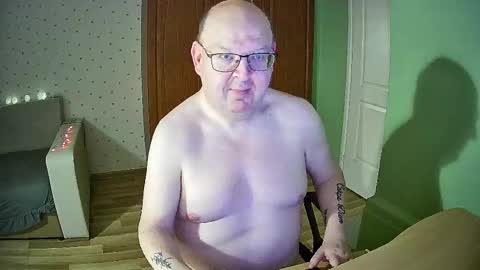 Snapshot of jake230975 chatting on December 16, 9:09 pm Jake2309 online show from December 16, 9:09 pm