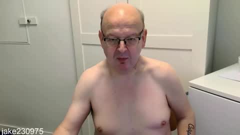 Snapshot of jake230975 chatting on October 23, 8:21 pm Jake2309 online show from October 23, 8:21 pm