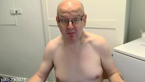 Snapshot of jake230975 chatting on September 20, 8:23 pm Jake2309 online show from September 20, 8:23 pm