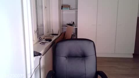 Snapshot of jake230975 chatting on November 1, 9:14 pm Jake2309 online show from November 1, 9:14 pm