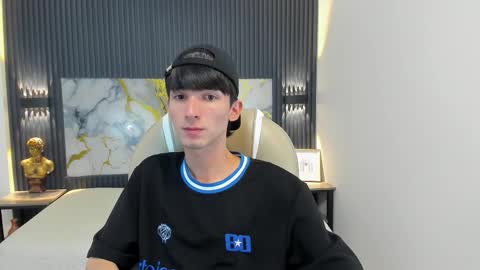 Snapshot of jake_evanss_ chatting on October 11, 9:18 pm JAKE online show from October 11, 9:18 pm