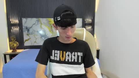 Snapshot of jake_evanss_ chatting on September 30, 8:08 pm JAKE online show from September 30, 8:08 pm